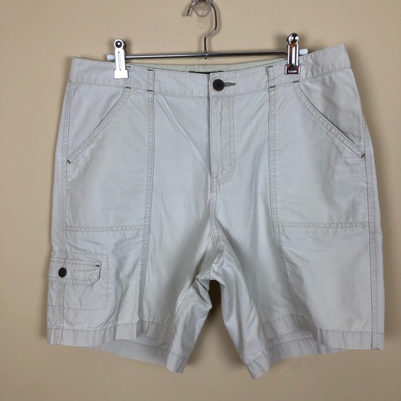 Eddie Bauer Khaki Cargo Shorts - Picture 1 of 4